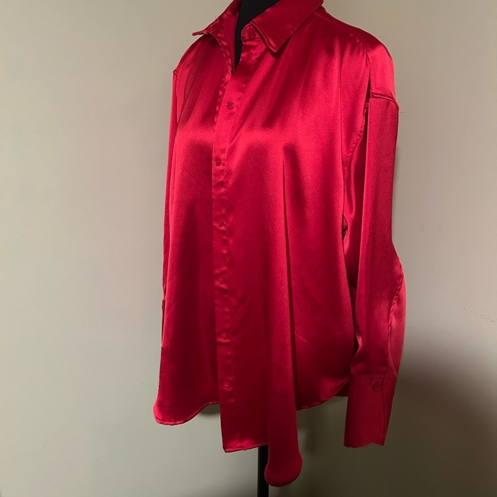 H&M Pink Oversized Button Down Blouse Size Small - Like New - Picture 4 of 11
